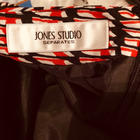 Jones Studio Separates Abstract Faux Wrap Skirt  4 - Picture 4 of 4